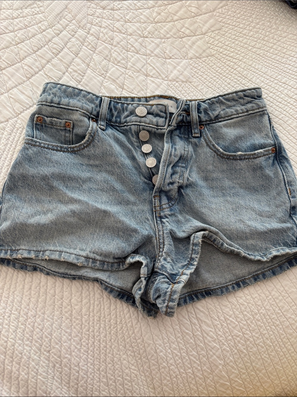 PacSun Light Wash High-Rise Button-Front Denim Shorts Size 23